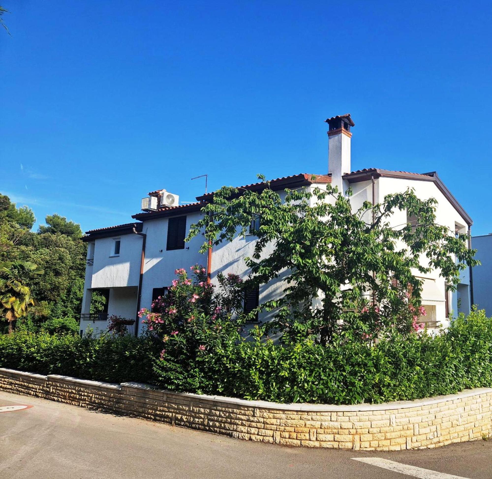Molo View Apartment Ρόβινι Εξωτερικό φωτογραφία
